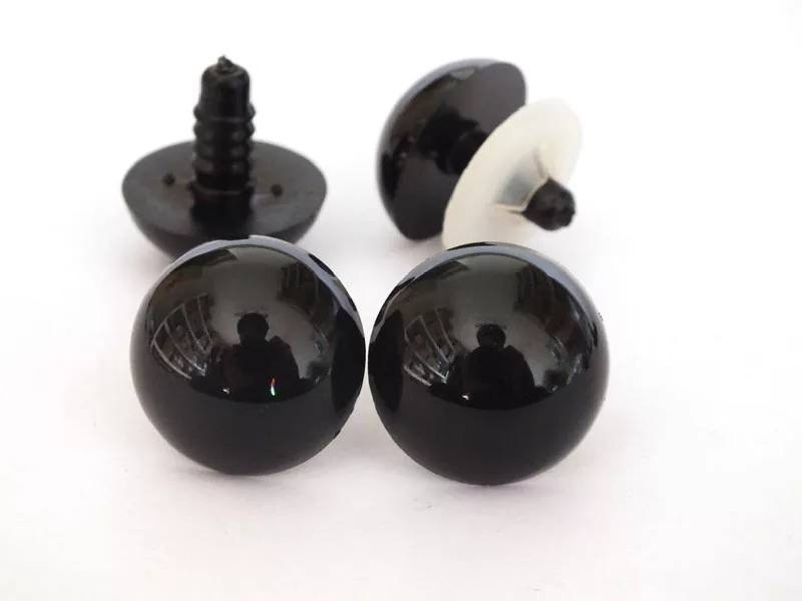8mm Kawaii Style Round Safety Eyes and Washers: 5 Pairs Doll